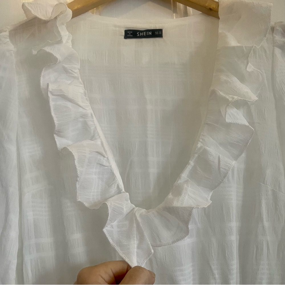 NWT Ruffle V neck maxi - Picture 5 of 8
